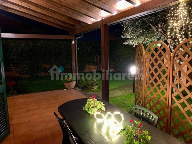 villette quadrifamiliari in vendita Roma in € 450.000 EUR