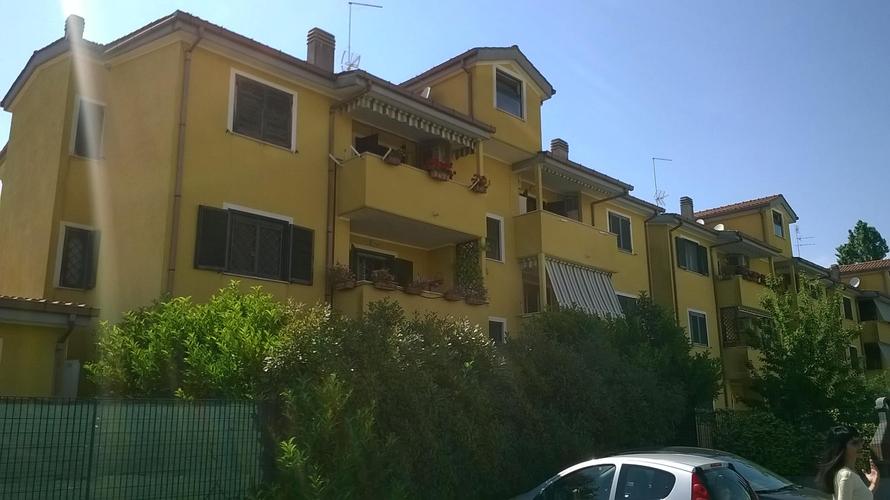 bilocale in vendita Roma in via Novaledo € 150.000 EUR